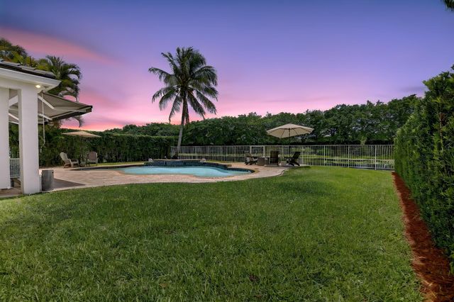 4299 Laurel Ridge Circle, Weston, FL 33331