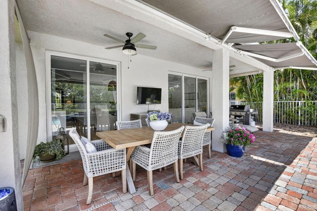 4299 Laurel Ridge Circle, Weston, FL 33331