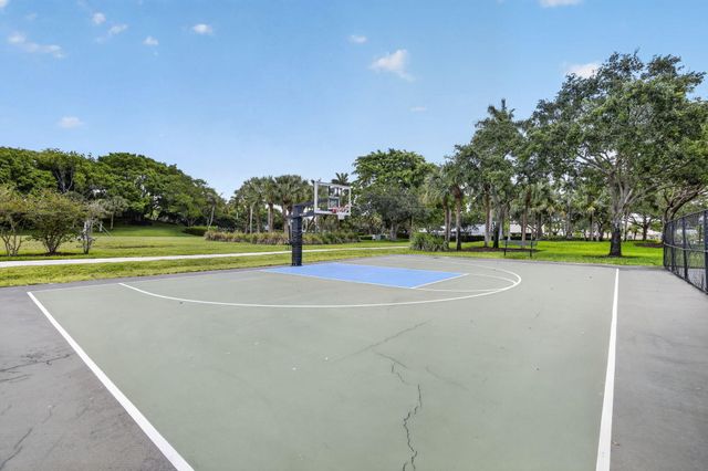 4299 Laurel Ridge Circle, Weston, FL 33331