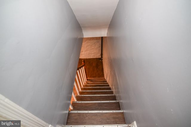 806 BRAESIDE RD, Baltimore, MD 21229