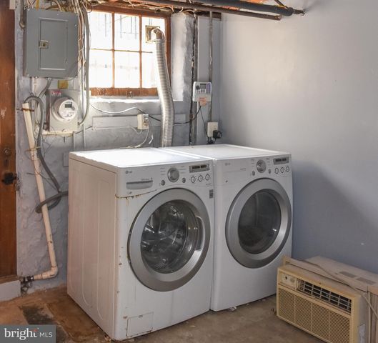 806 BRAESIDE RD, Baltimore, MD 21229