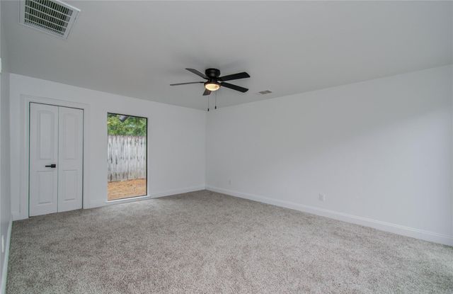 10300 Mayfield Road, Houston, TX 77043