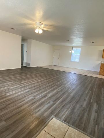 4406 Bobbie Ann Drive, Granbury, TX 76049