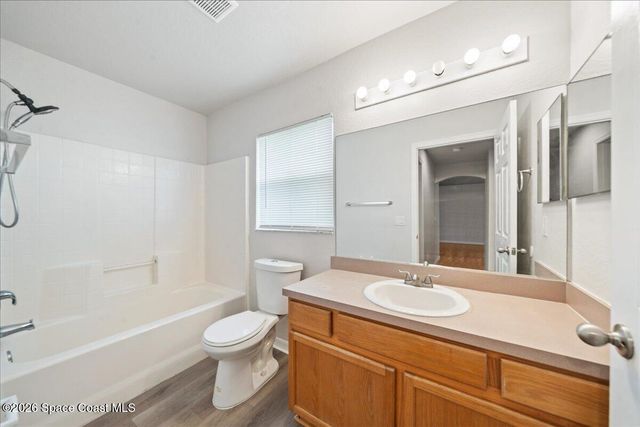 657 Floyd Street SE, Palm Bay, FL 32909