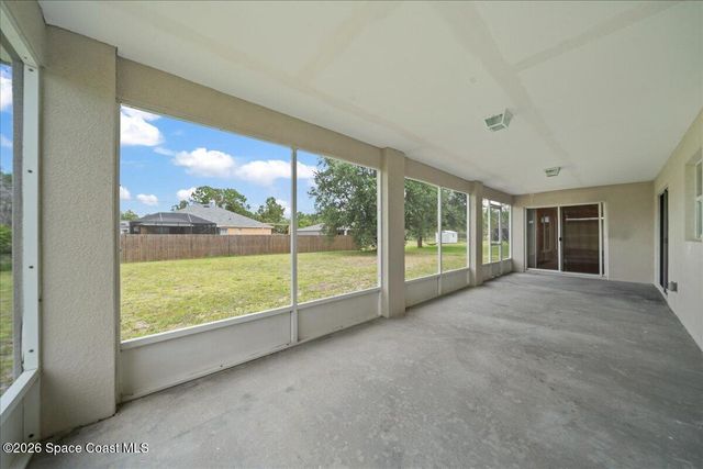 657 Floyd Street SE, Palm Bay, FL 32909