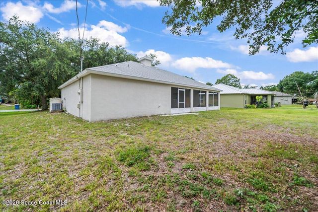 657 Floyd Street SE, Palm Bay, FL 32909