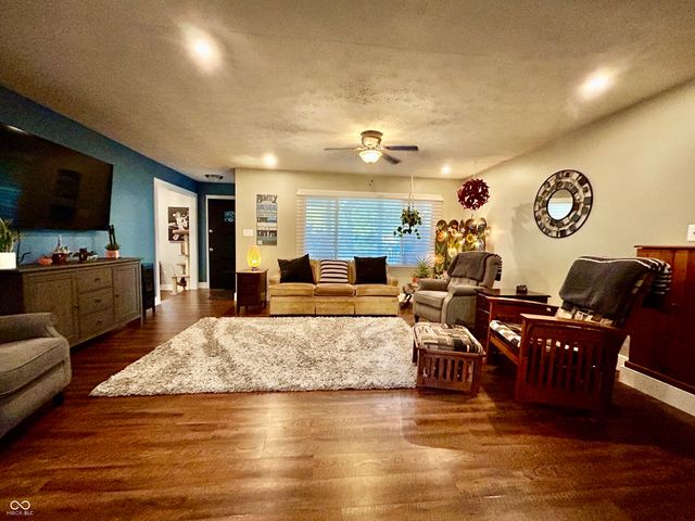 5 Roselawn Avenue, Brownsburg, IN 46112