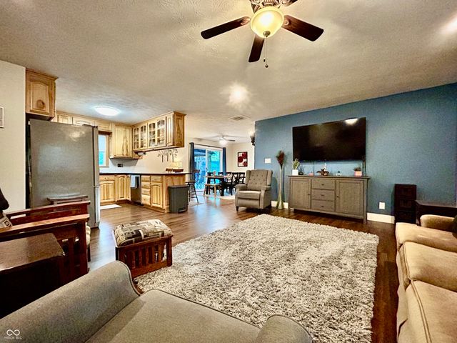 5 Roselawn Avenue, Brownsburg, IN 46112