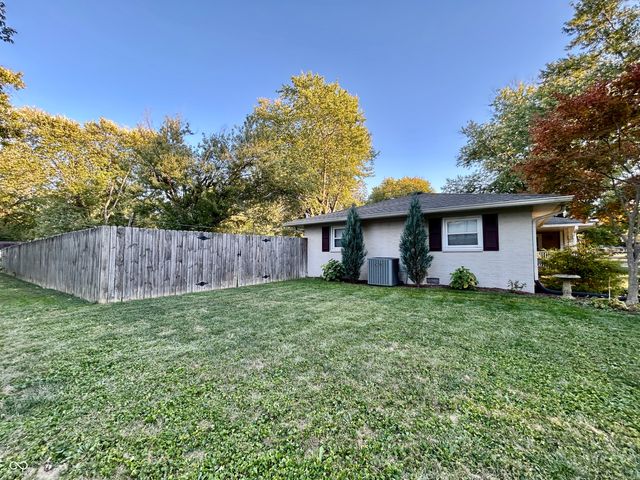 5 Roselawn Avenue, Brownsburg, IN 46112