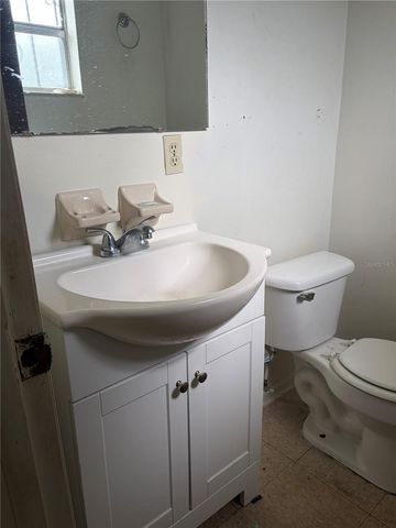 1106 MILNER DRIVE W, Lakeland, FL 33810