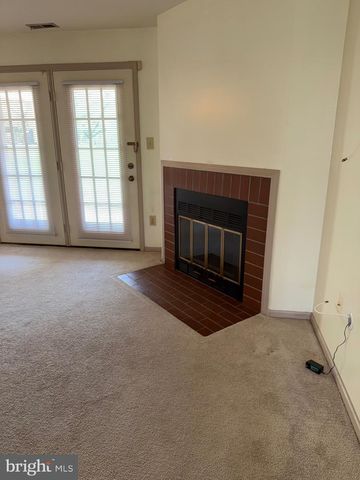 154 TAVISTOCK, Cherry Hill, NJ 08034