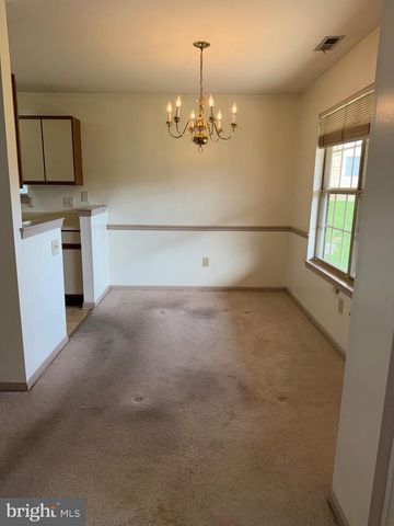 154 TAVISTOCK, Cherry Hill, NJ 08034