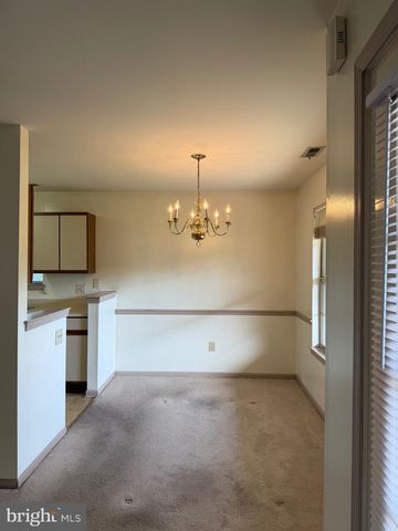 154 TAVISTOCK, Cherry Hill, NJ 08034