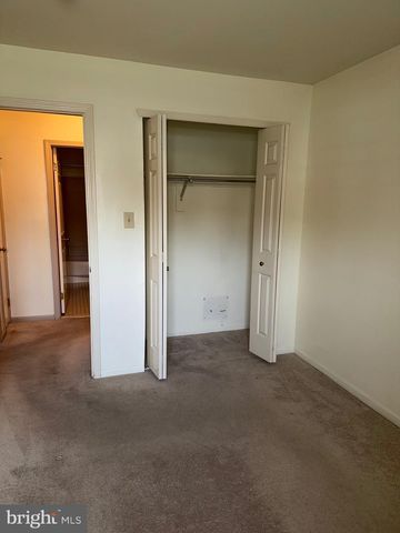 154 TAVISTOCK, Cherry Hill, NJ 08034