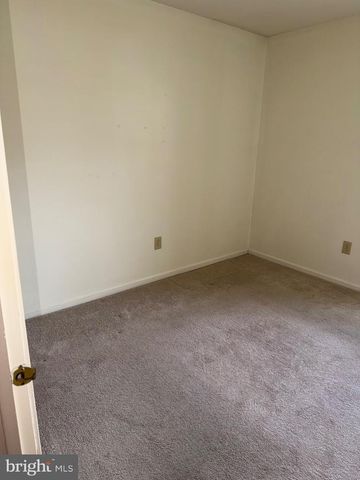 154 TAVISTOCK, Cherry Hill, NJ 08034