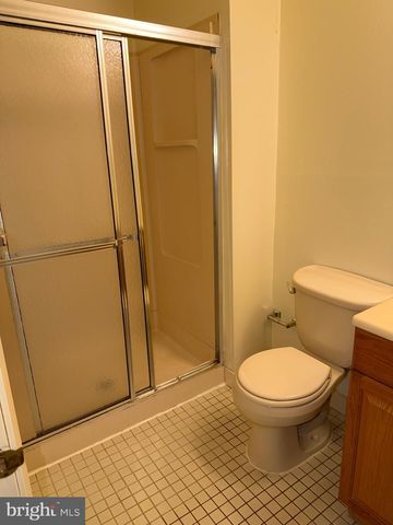 154 TAVISTOCK, Cherry Hill, NJ 08034