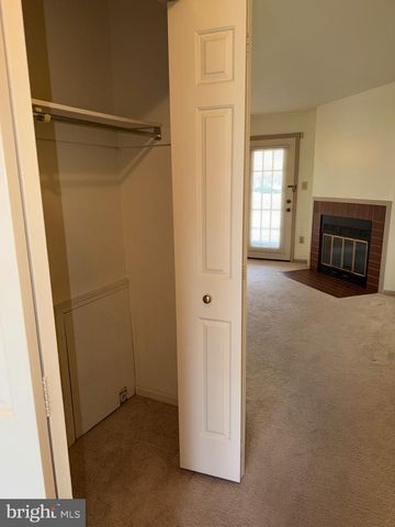 154 TAVISTOCK, Cherry Hill, NJ 08034