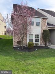 154 TAVISTOCK, Cherry Hill, NJ 08034