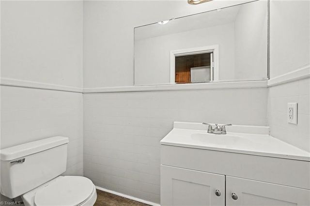 2526 Hyde Street, Burlington, NC 27217
