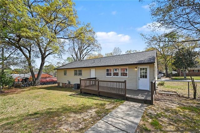 2526 Hyde Street, Burlington, NC 27217