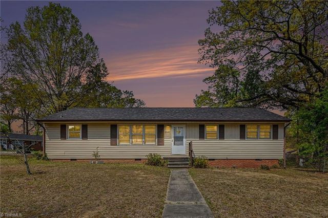 2526 Hyde Street, Burlington, NC 27217