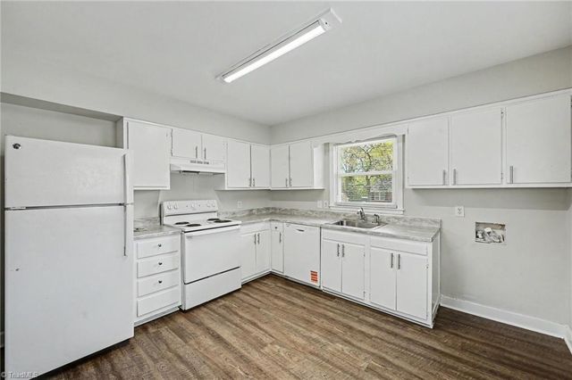 2526 Hyde Street, Burlington, NC 27217