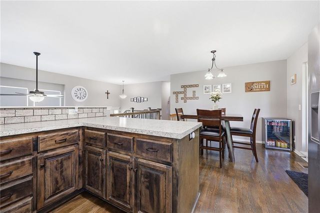 11716 N Farley Avenue, Kansas City, MO 64157