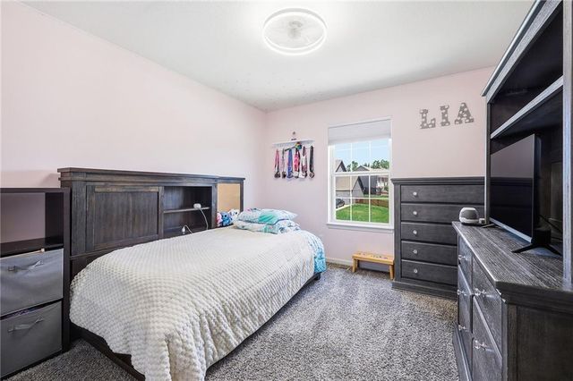 11716 N Farley Avenue, Kansas City, MO 64157