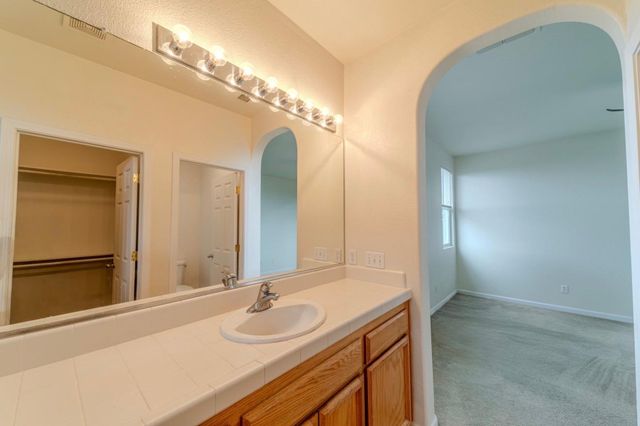 1807 Zurlo, Sacramento, CA 95835