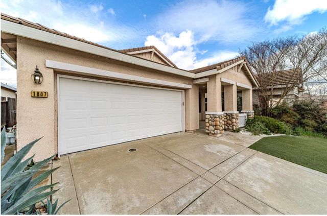 1807 Zurlo, Sacramento, CA 95835