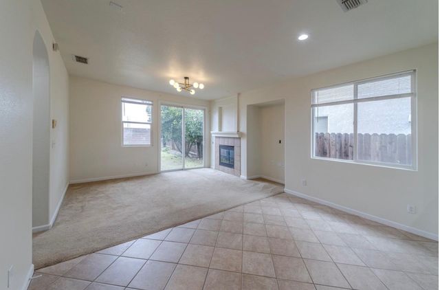 1807 Zurlo, Sacramento, CA 95835