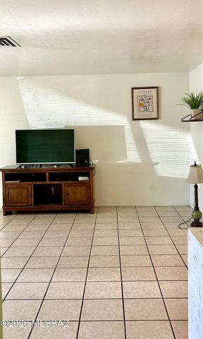 2548 W Vereda De La Tierra, Tucson, AZ 85746