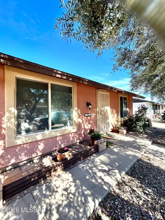 2548 W Vereda De La Tierra, Tucson, AZ 85746