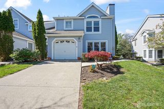 124 Magee Court, East Brunswick, NJ 08816