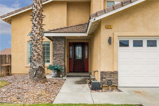 571 Winners Circle, San Jacinto, CA 92582