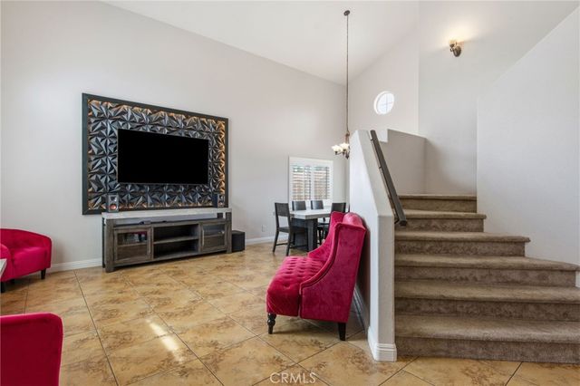 571 Winners Circle, San Jacinto, CA 92582
