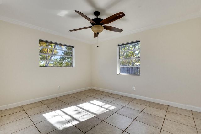 299 NE 21st Street, Boca Raton, FL 33431