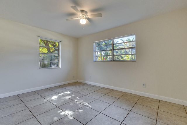 299 NE 21st Street, Boca Raton, FL 33431