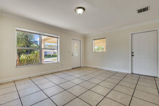 299 NE 21st Street, Boca Raton, FL 33431