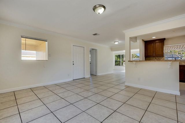 299 NE 21st Street, Boca Raton, FL 33431