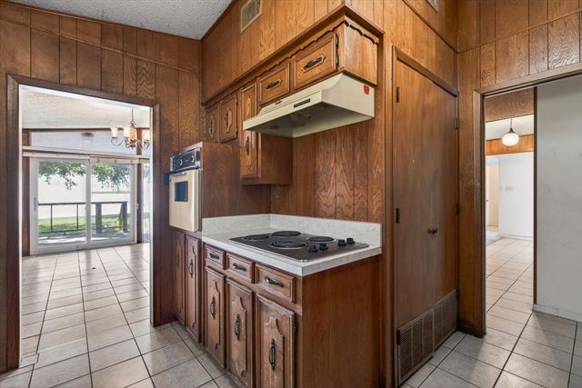 211 Rosemary Drive, Trinidad, TX 75163