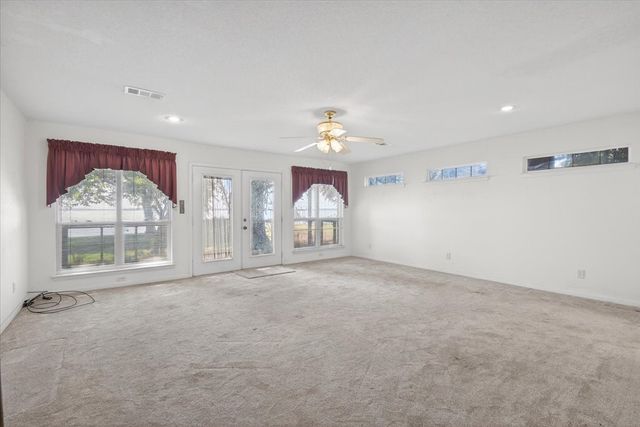 211 Rosemary Drive, Trinidad, TX 75163