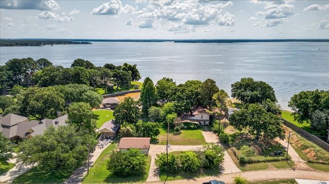 211 Rosemary Drive, Trinidad, TX 75163
