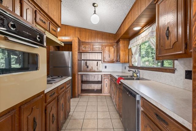 211 Rosemary Drive, Trinidad, TX 75163