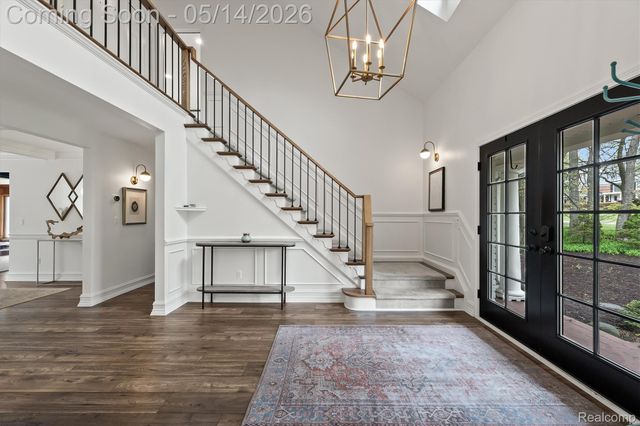 7035 Ten Hill Road, West Bloomfield Charter Township, MI 48322
