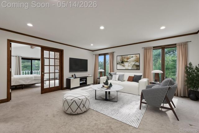 7035 Ten Hill Road, West Bloomfield Charter Township, MI 48322