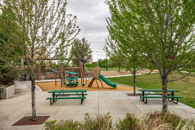 46 W TYTUS DR, Murray, UT 84107