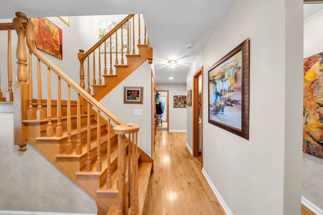 728 Price Lane, Deerfield, IL 60015
