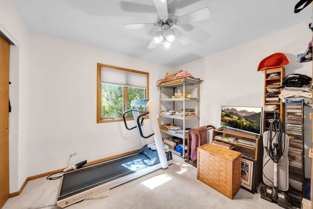 728 Price Lane, Deerfield, IL 60015