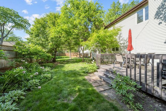728 Price Lane, Deerfield, IL 60015